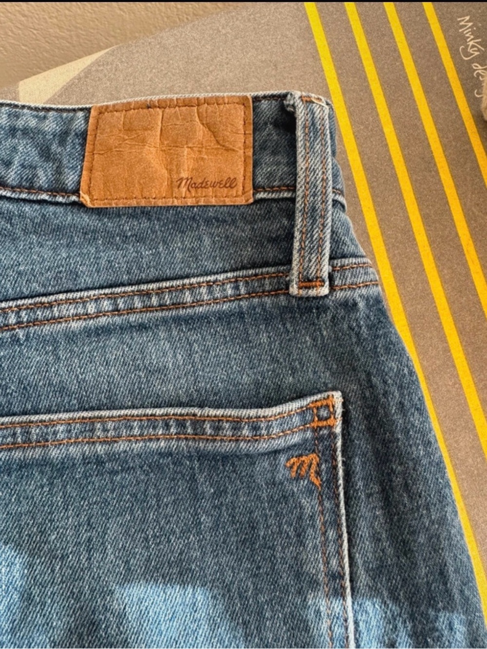 Madewell Light Blue Denim Jeans - Classic Wash - Picture 4 of 9